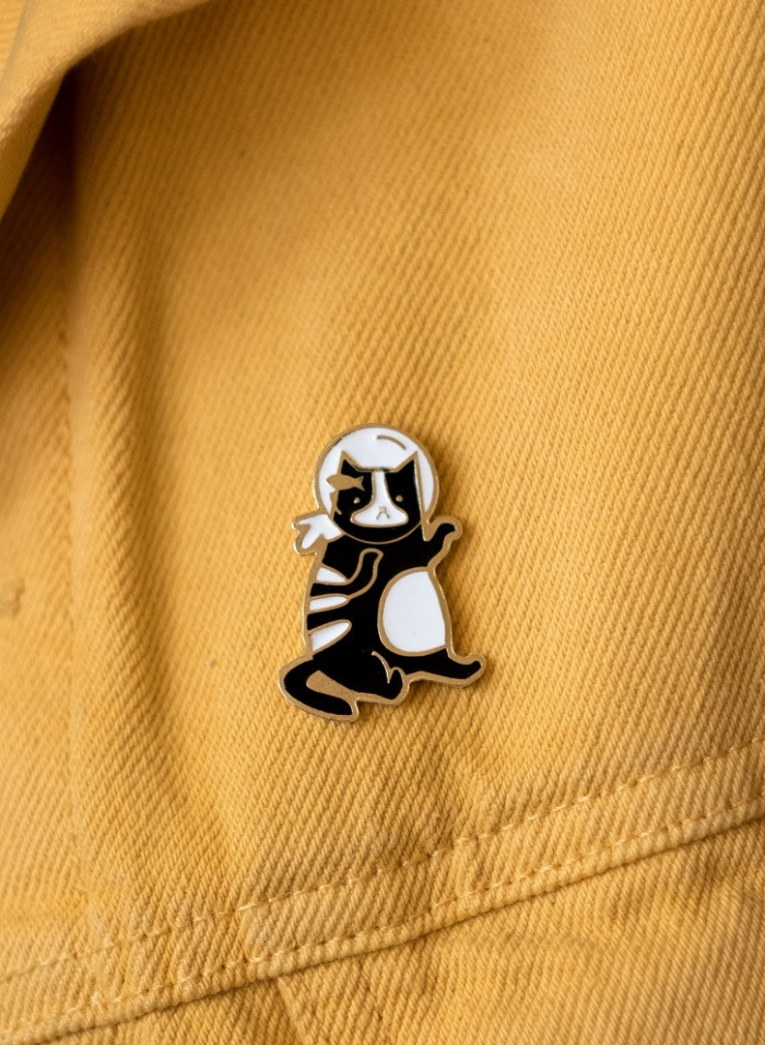 Pin Cat