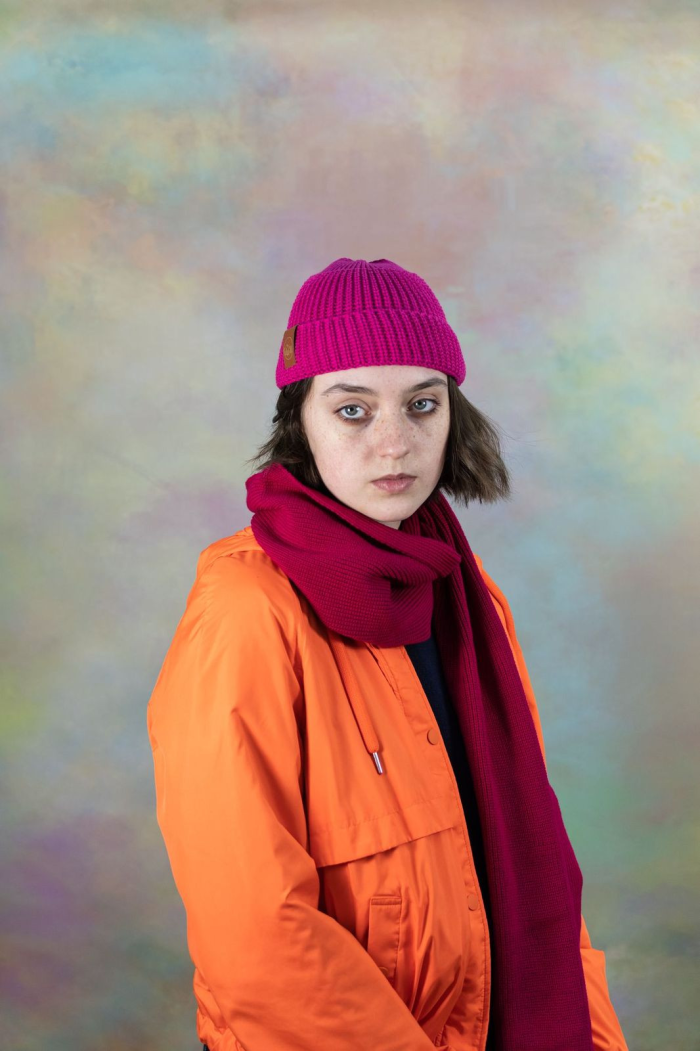 Classic scarf raspberry red