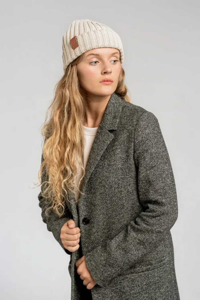 Beige organic cotton alkatraz beanie