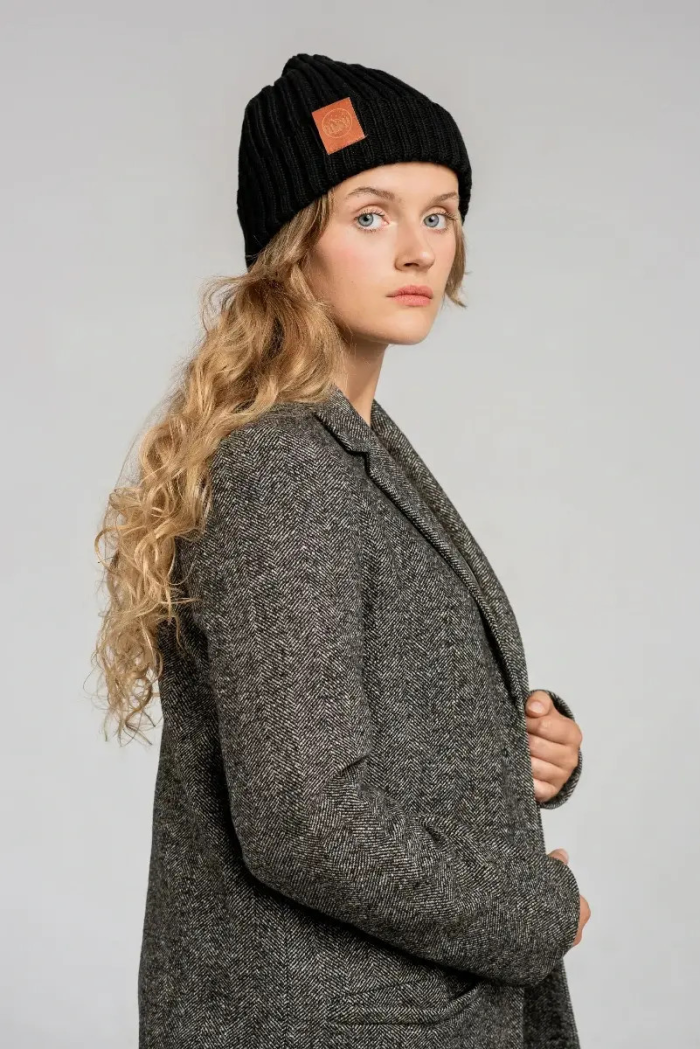 Black organic cotton alkatraz beanie