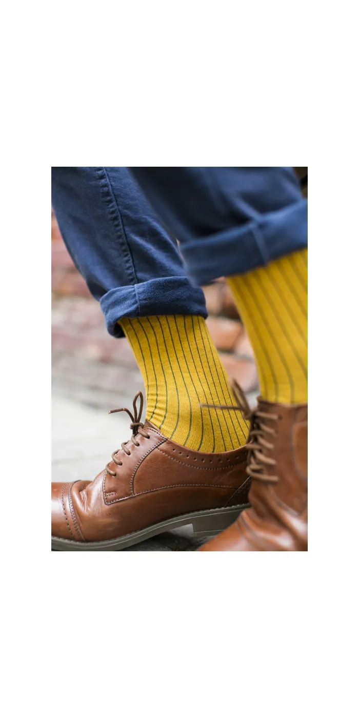 Classic mustard yellow suit socks with green elastane