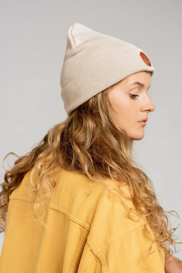 Czapka beanie z bawełny organicznej beżowa