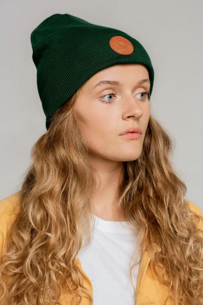 Czapka beanie z bawełny organicznej butelkowa zieleń