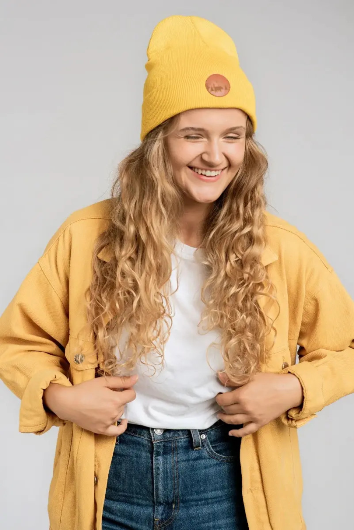 Czapka beanie z bawełny organicznej żółta