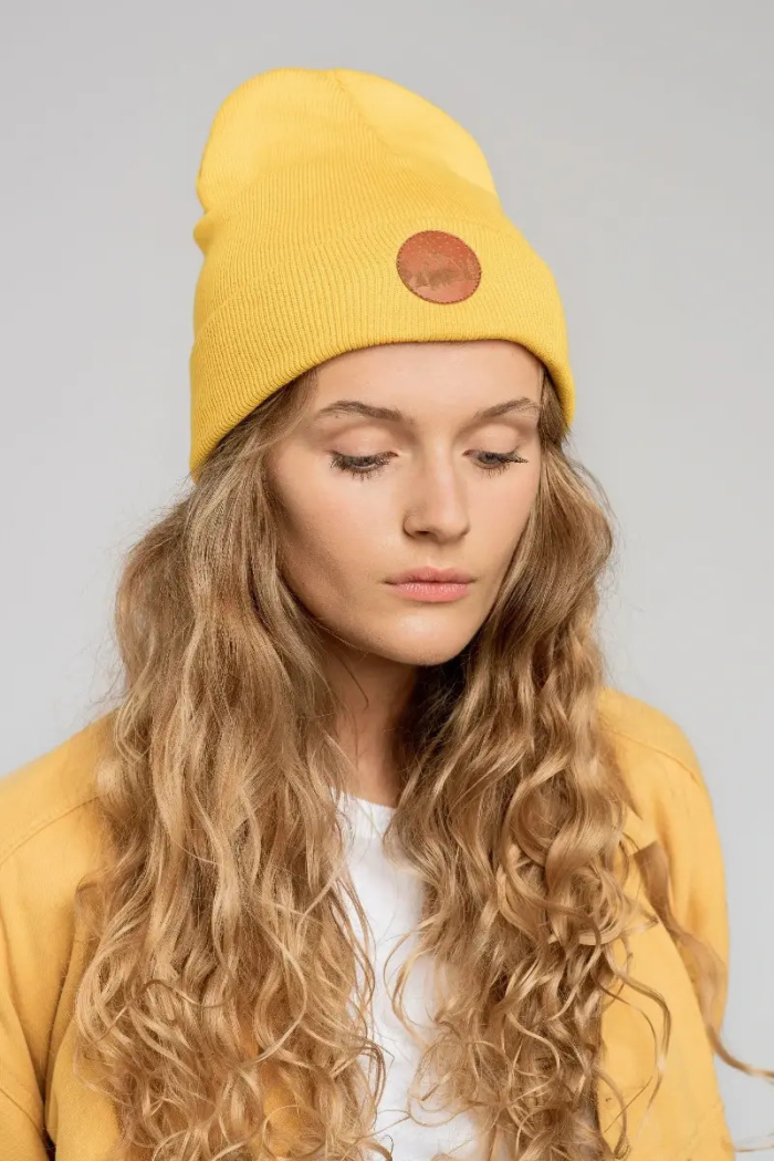 Czapka beanie z bawełny organicznej żółta