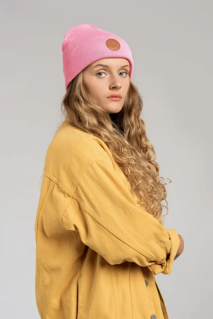 Czapka beanie z bawełny organicznej różowa lewkonia