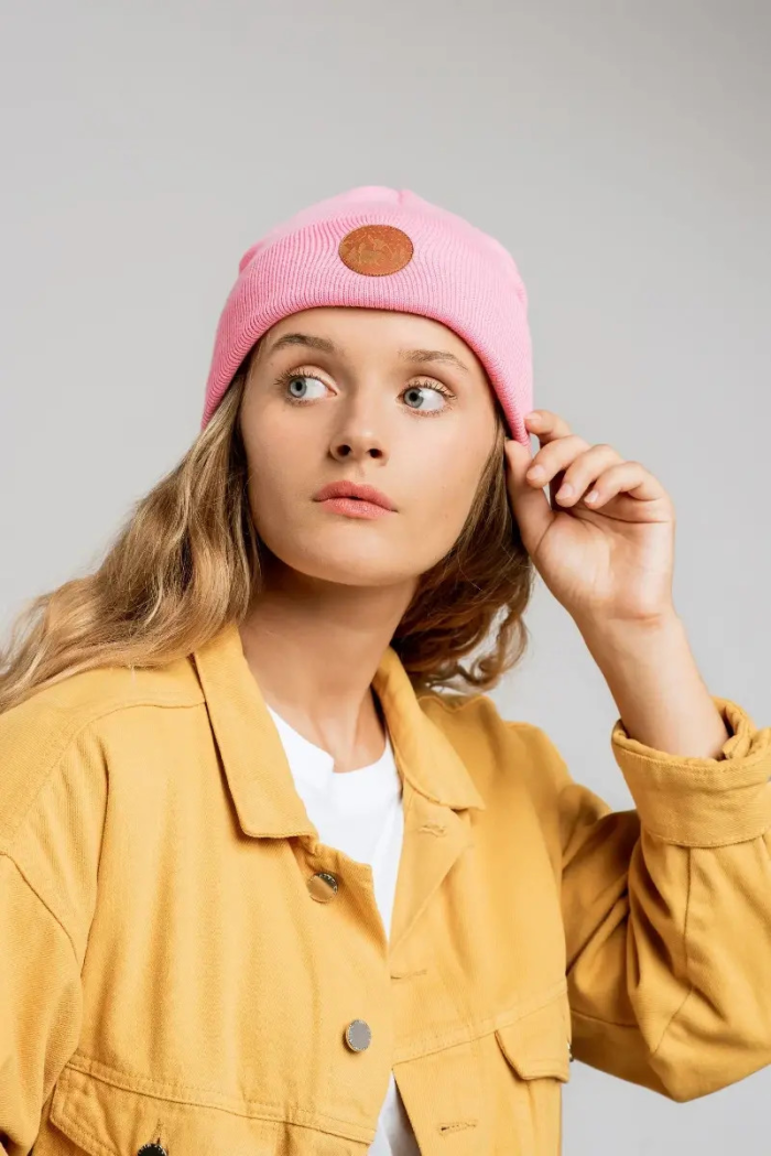 Czapka beanie z bawełny organicznej różowa lewkonia
