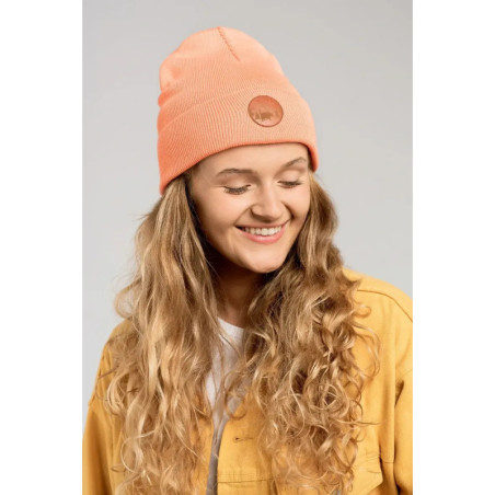 Czapka beanie z bawełny organicznej brzoskwiniowa