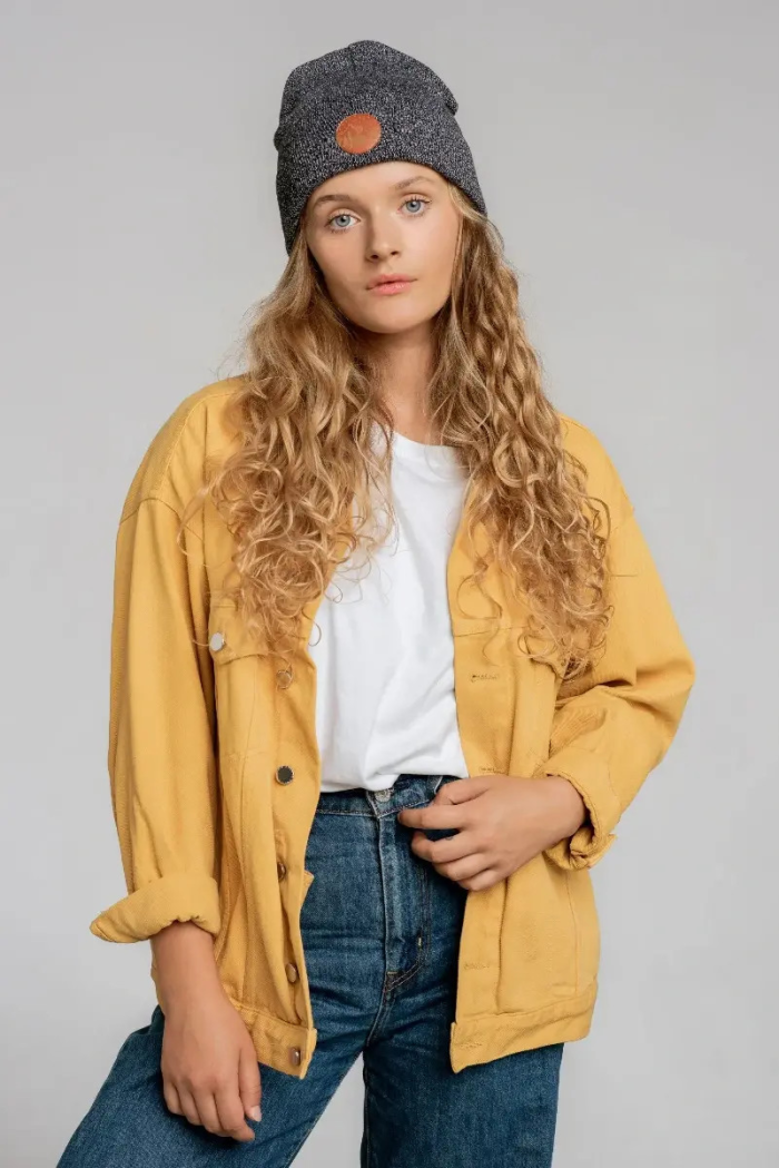 Czapka beanie z bawełny organicznej czarno-biały melanż