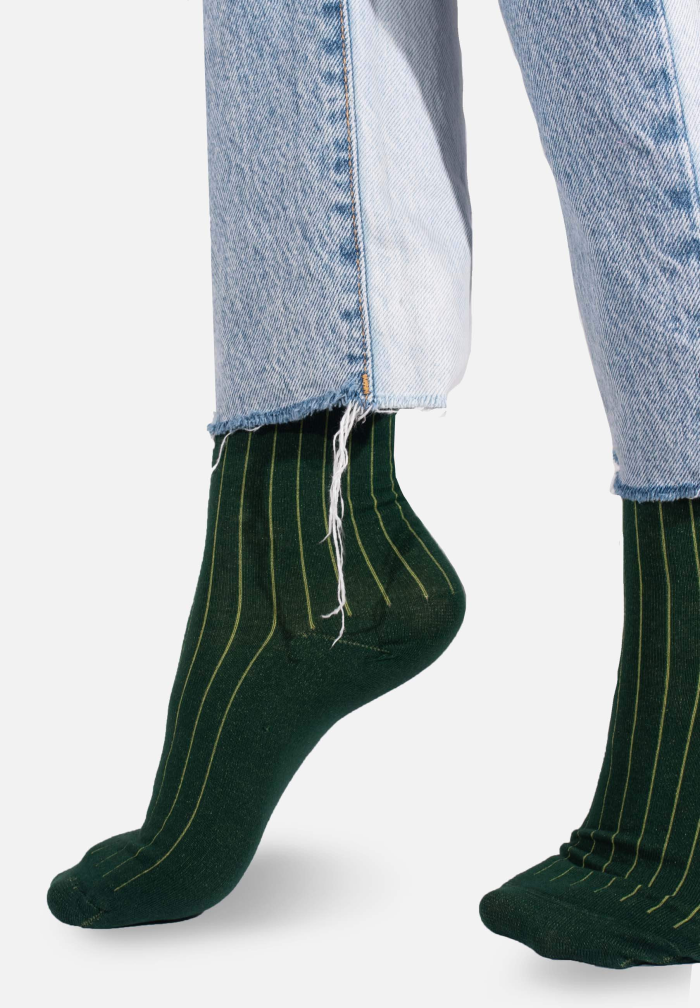 Bottle green organic cotton suit socks with green elastane