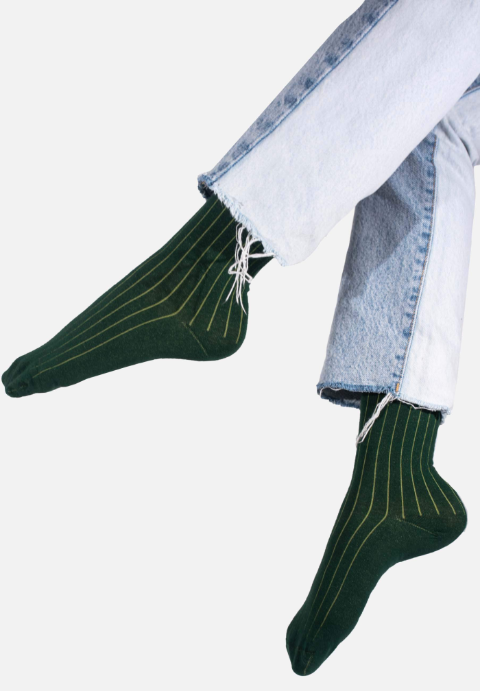 Bottle green organic cotton suit socks with green elastane