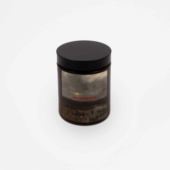 Soy candle hemp not bad WETLAND