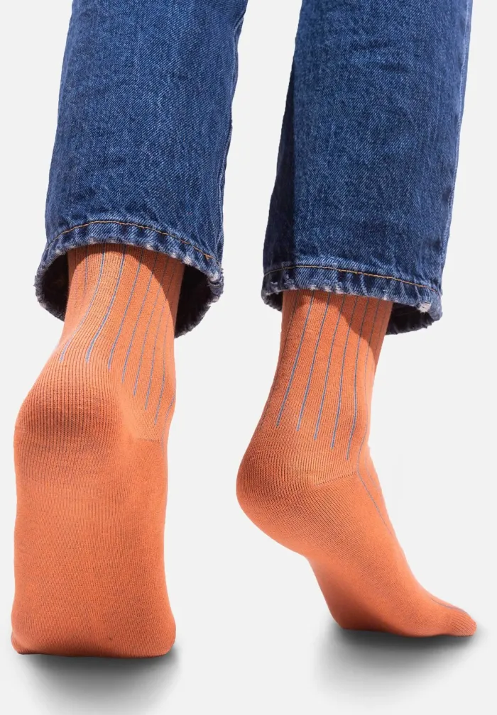 Peach organic cotton suit socks with turquoise elastane