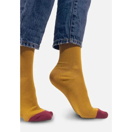 Pinecone socks