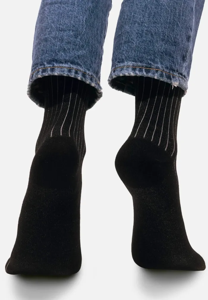 Skarpetki z bawełny organicznej czarne w szary prążek