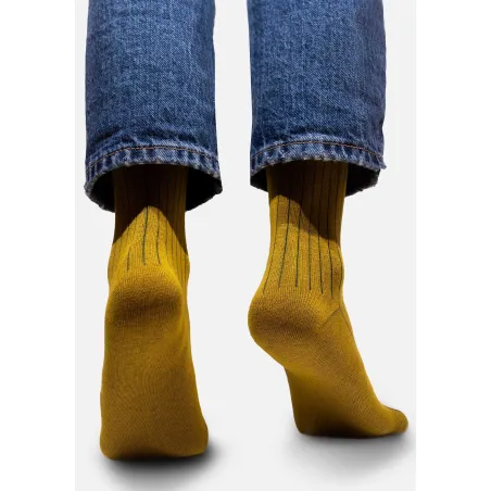 Classic Khaki organic cotton suit socks with beige elastane