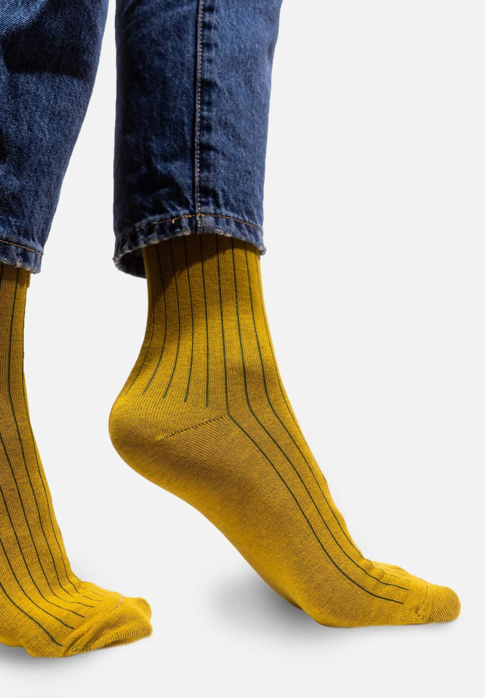 Classic Khaki organic cotton suit socks with beige elastane