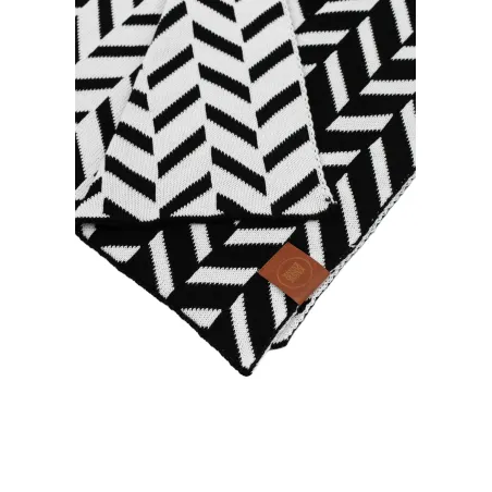 Organic cotton jacquard scarf I see it black