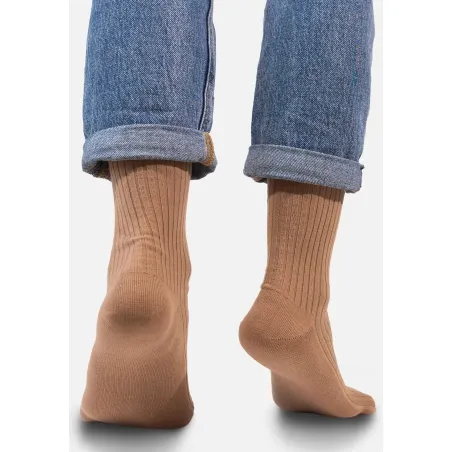 Light brown socks made of organic cotton with wide stripes
