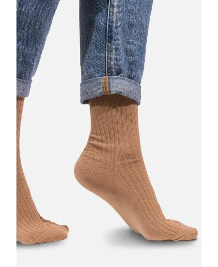 Light brown socks made of organic cotton with wide stripes