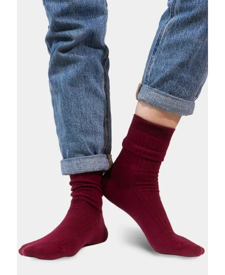 Burgundy socks made of organic cotton with wide stripes