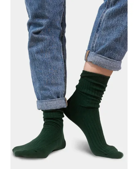 Bottle green socks made of organic cotton with wide stripes