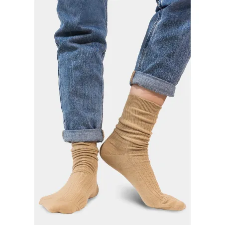 Beige socks made of organic cotton with wide stripes