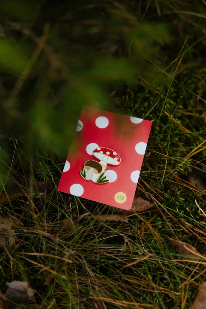 Pin Mushroom