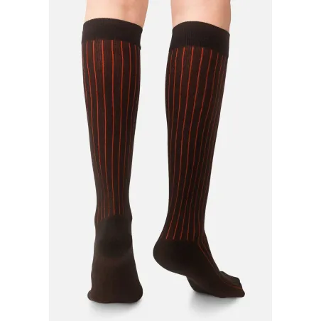Black knee-high organic cotton socks with red stripes