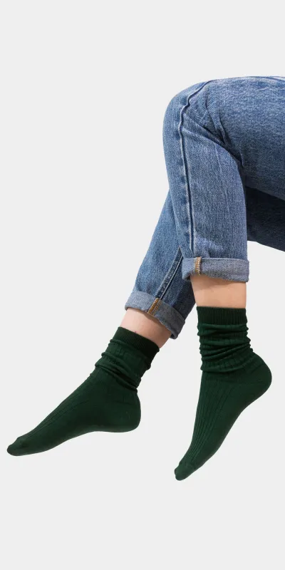 Bottle green socks made of organic cotton with wide stripes