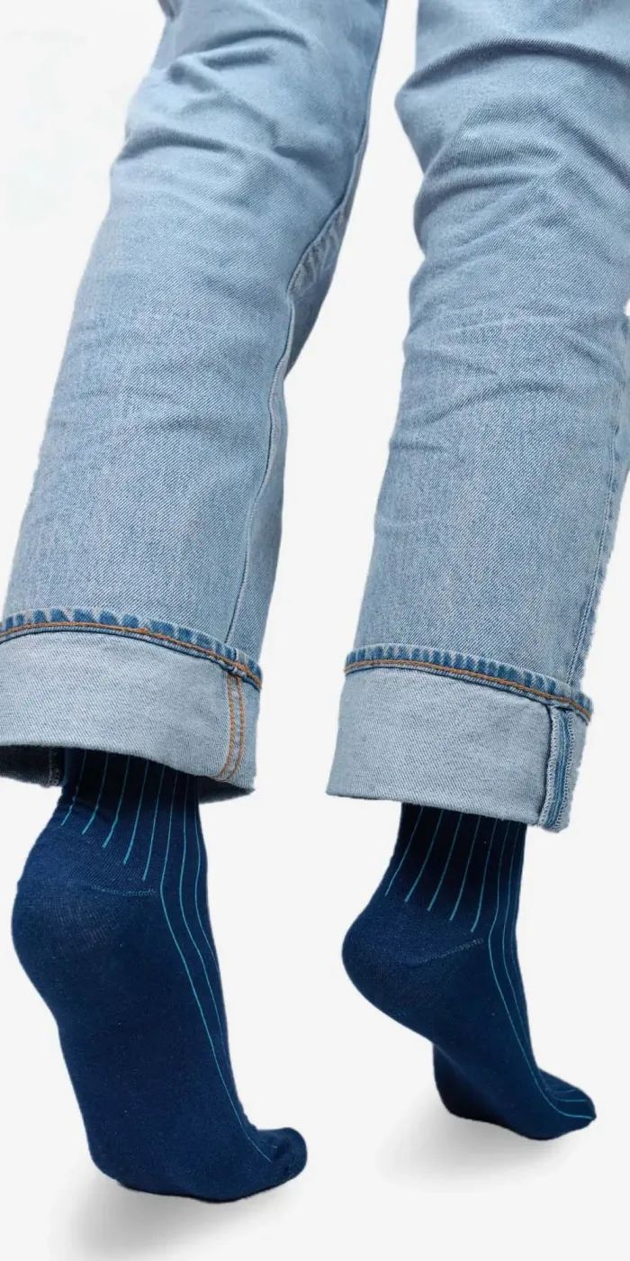 Navy blue organic cotton suit socks with light blue elastane