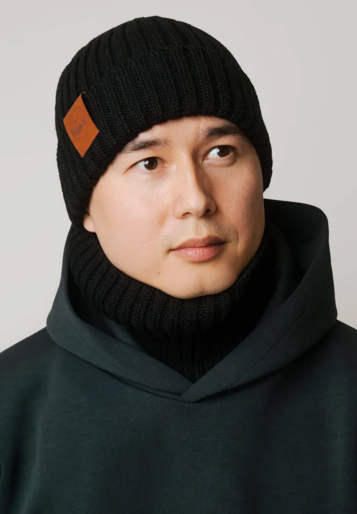 Black organic cotton tube scarf