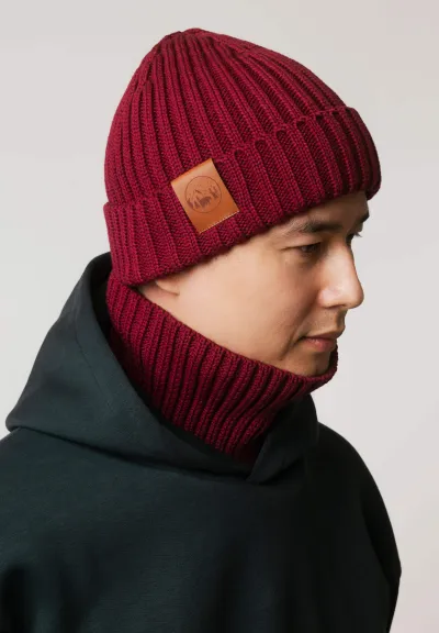 Carmine organic cotton tube scarf