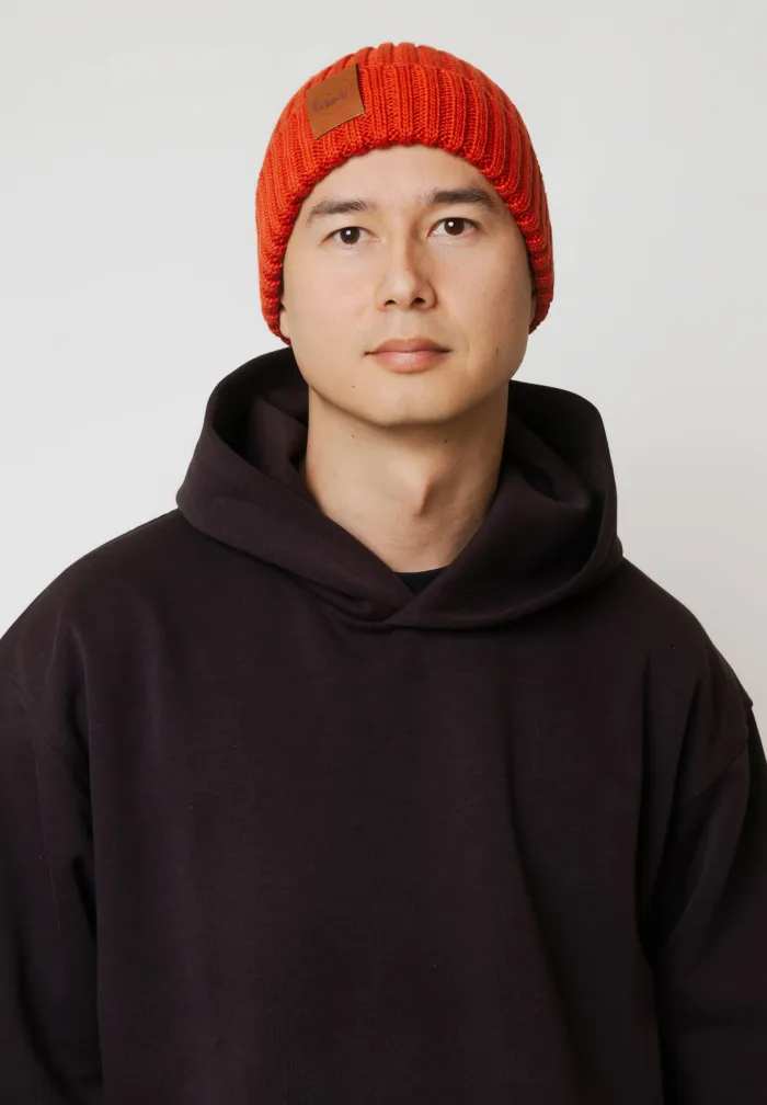 Brick red organic cotton alkatraz beanie