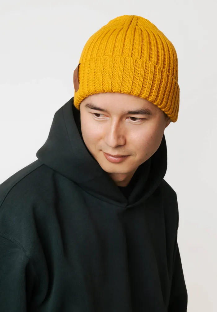 Czapka alkatraz z bawełny organicznej musztardowa