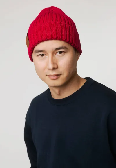 Raspberry pink organic cotton alkatraz beanie