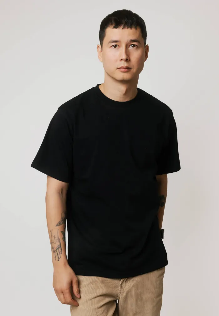 Organic cotton black T-shirt