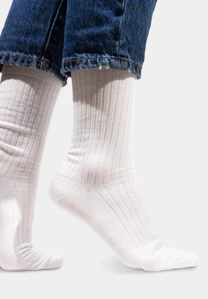 White socks made of organic cotton with wide stripes