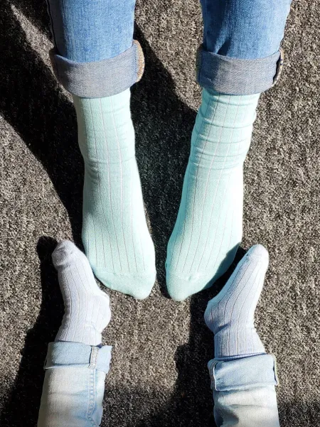 Kids socks ribbed light blue with purple elastane